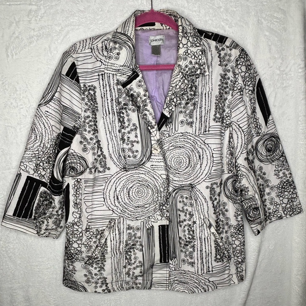 Chico's Women's Size 3 Black & White Embroidered Blazer Jacket 3/4 Sleeve